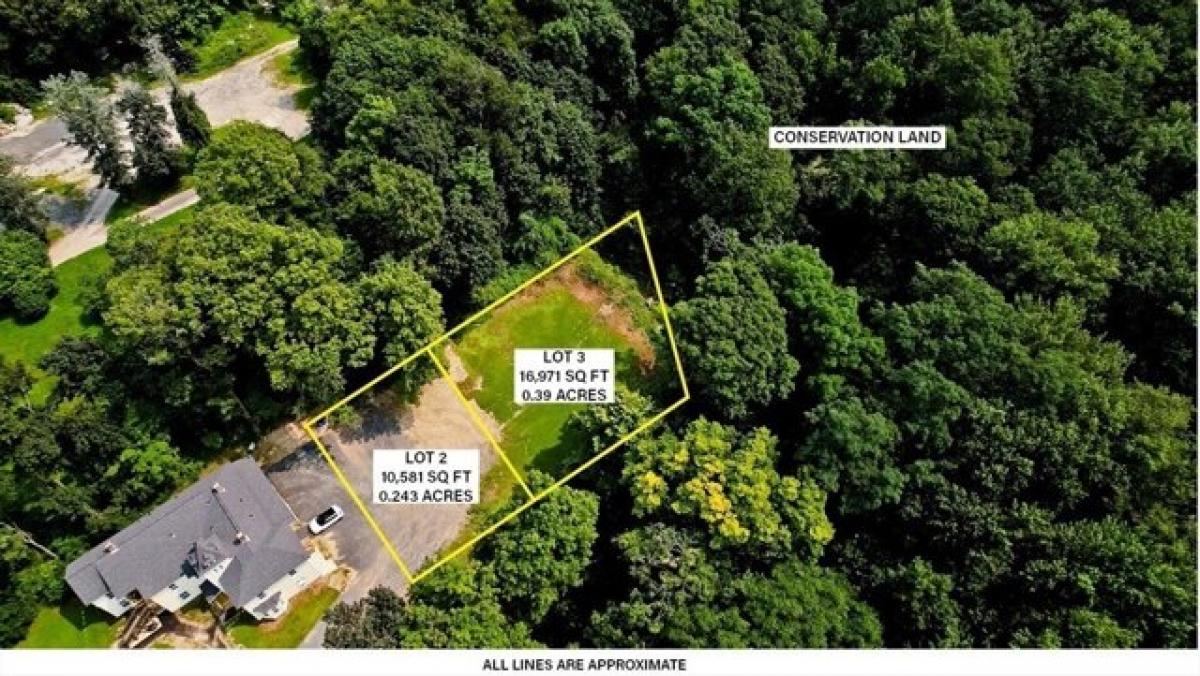 Picture of Residential Land For Sale in Northampton, Massachusetts, United States