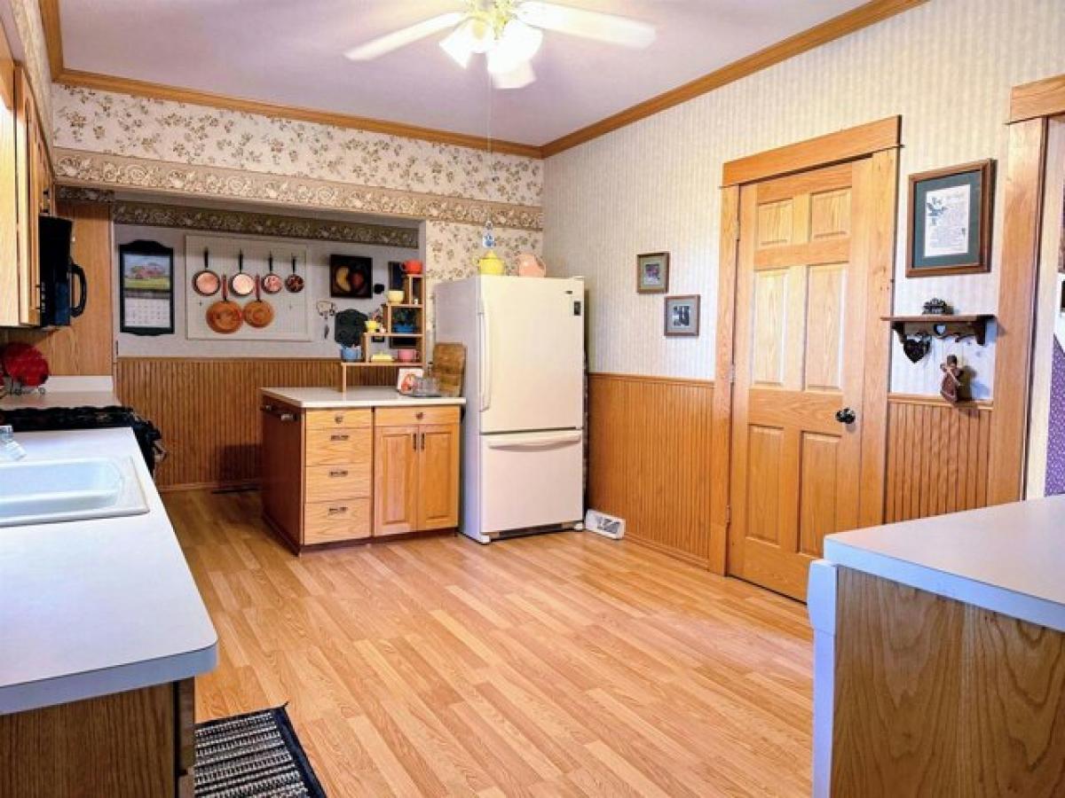 Picture of Home For Sale in Prairie du Chien, Wisconsin, United States