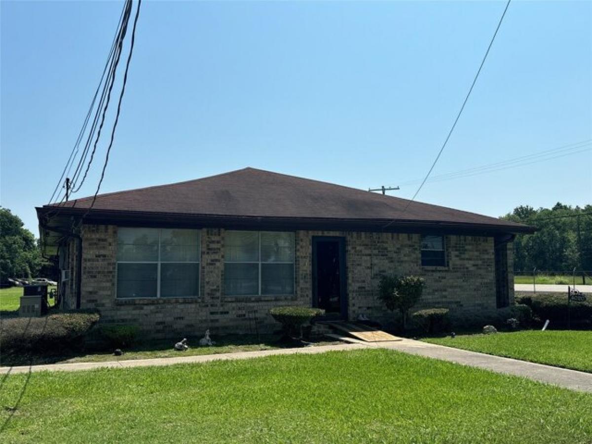 Picture of Home For Sale in Beaumont, Texas, United States