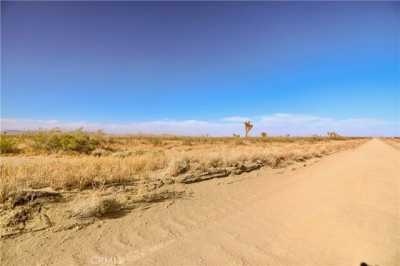 Residential Land For Sale in Adelanto, California