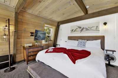 Home For Sale in Big Bear Lake, California