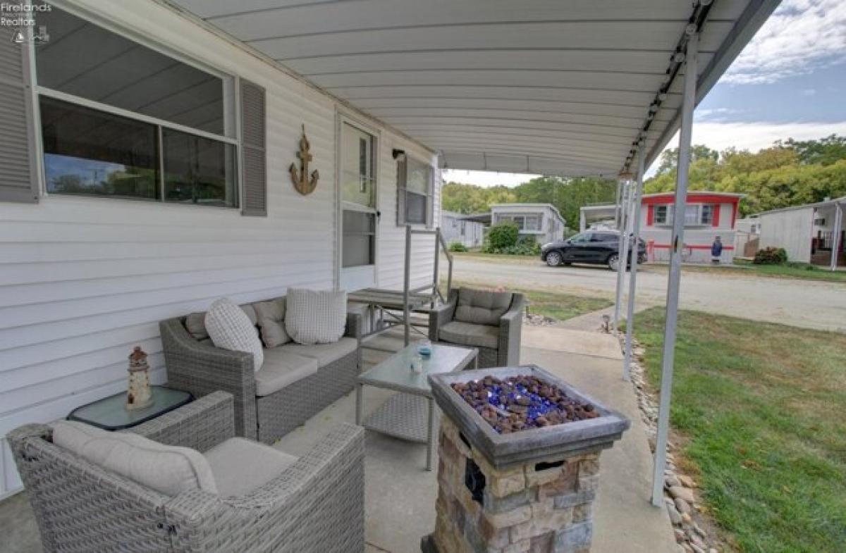 Picture of Home For Sale in Port Clinton, Ohio, United States