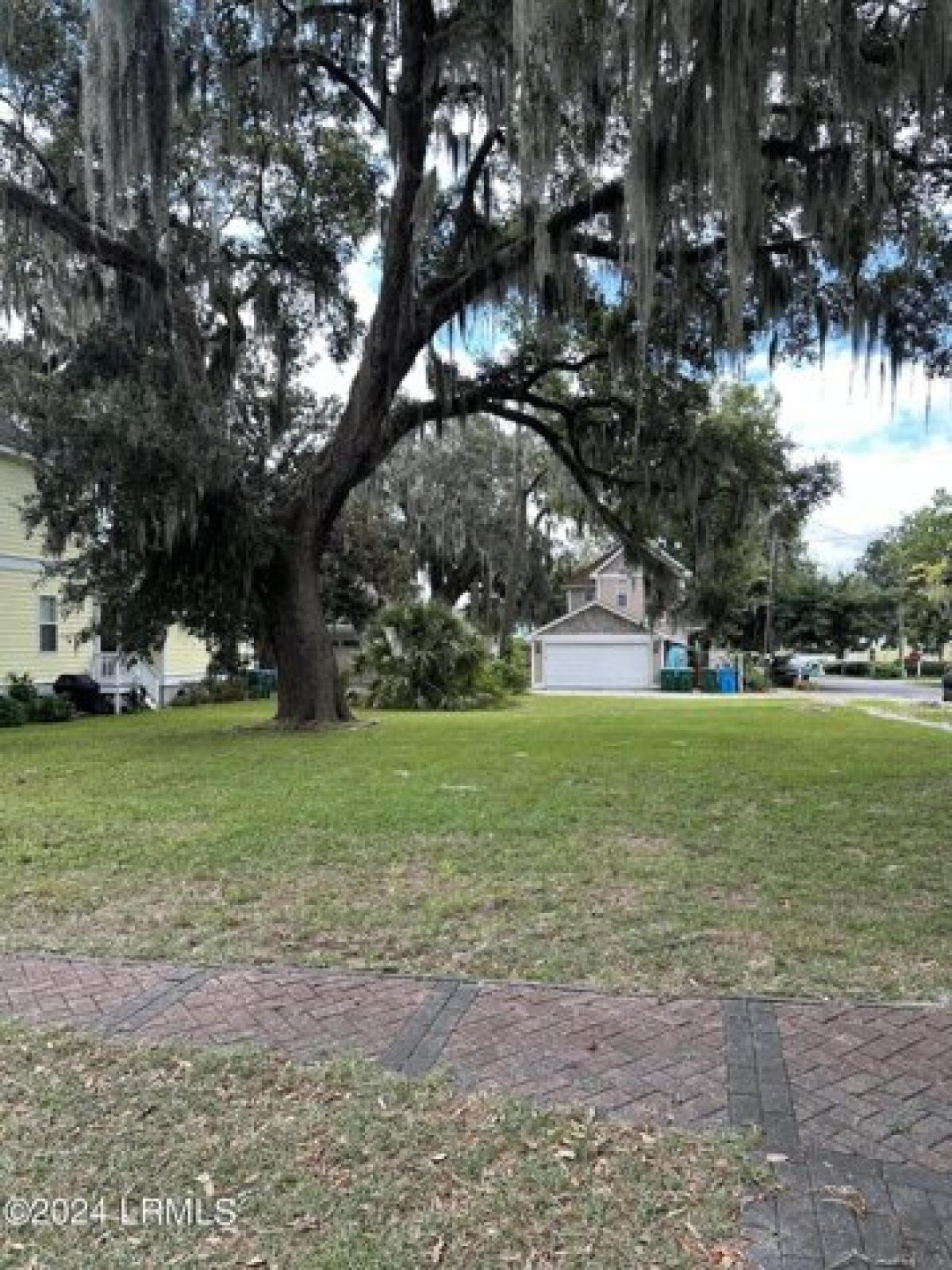 Picture of Residential Land For Sale in Port Royal, South Carolina, United States