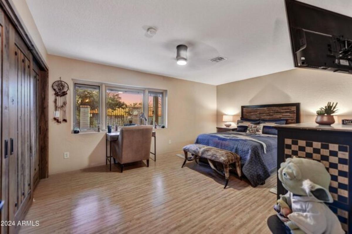 Picture of Home For Sale in Cave Creek, Arizona, United States