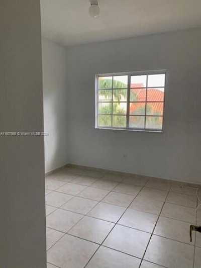 Apartment For Rent in Doral, Florida