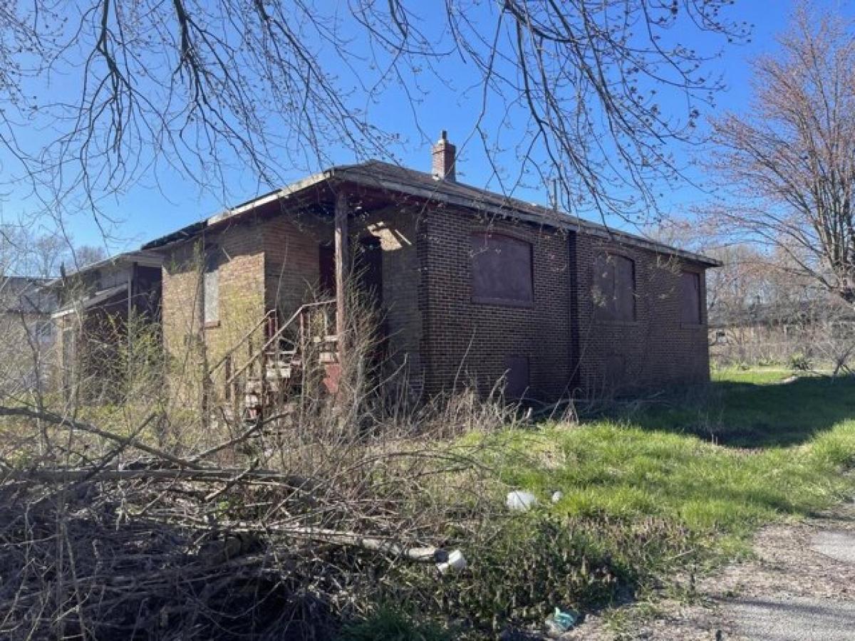 Picture of Home For Sale in Gary, Indiana, United States