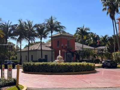 Home For Sale in Doral, Florida