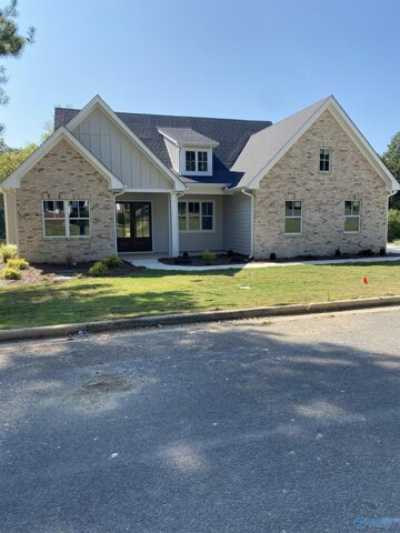 Home For Sale in Leesburg, Alabama