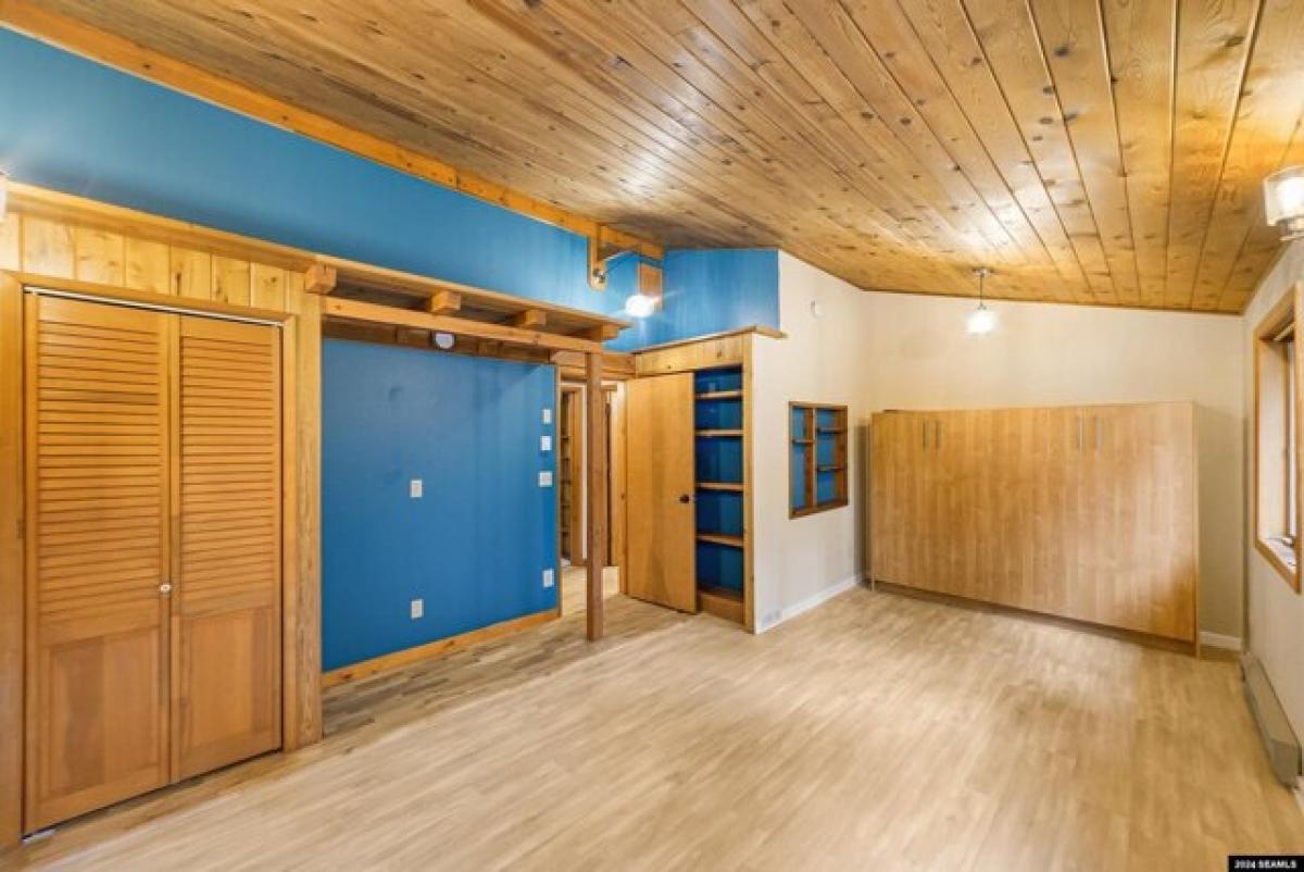 Picture of Home For Sale in Juneau, Alaska, United States