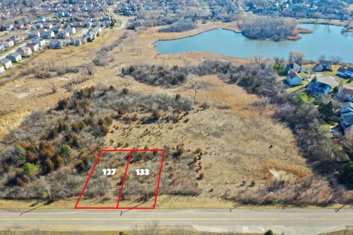 Picture of Residential Land For Sale in Mundelein, Illinois, United States