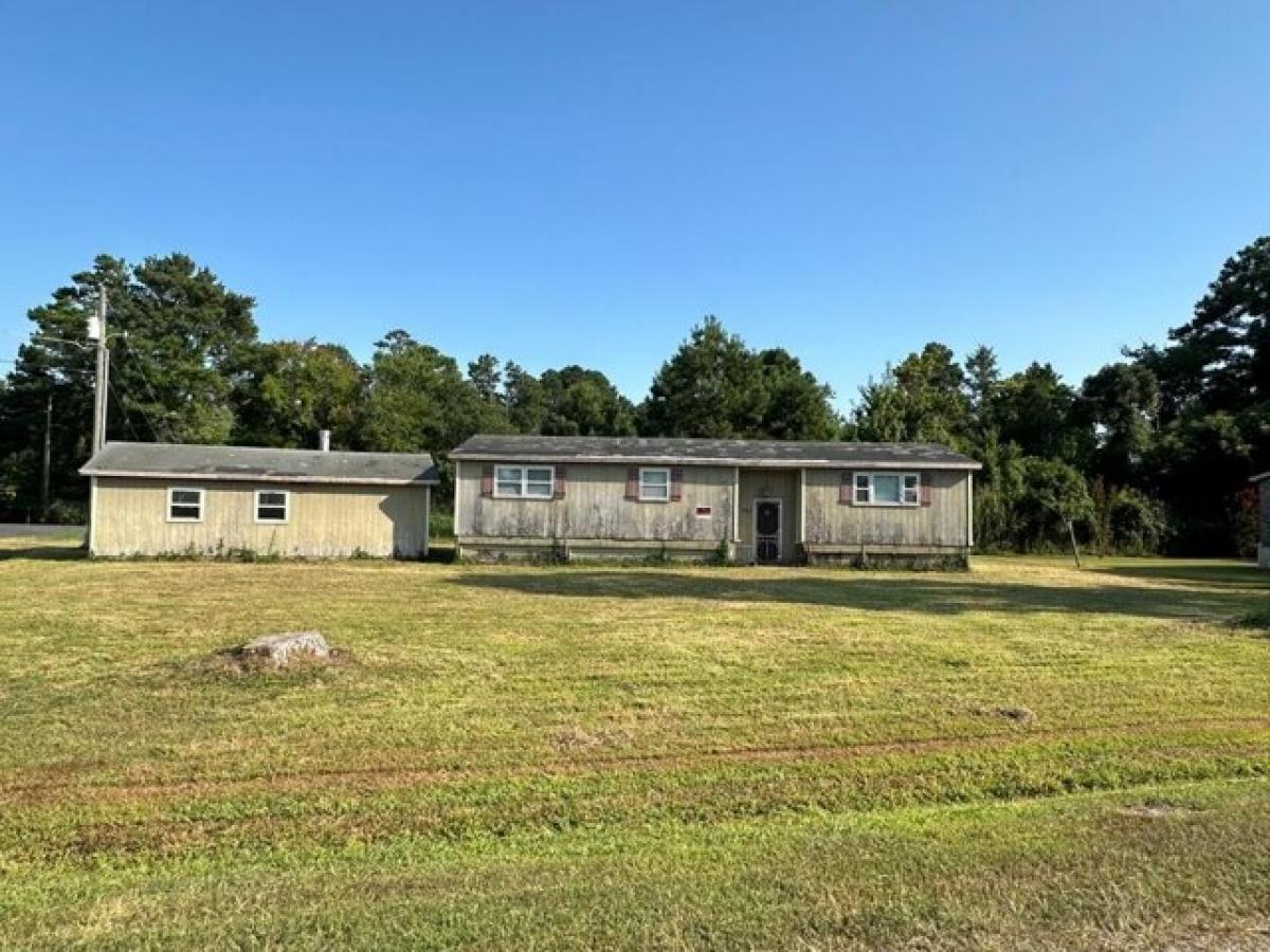 Picture of Home For Sale in Chincoteague, Virginia, United States