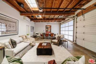 Home For Sale in Venice, California