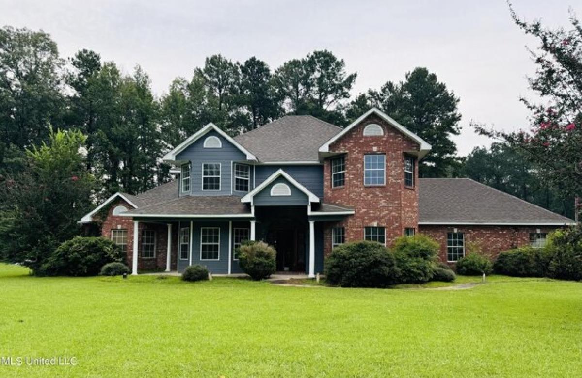 Picture of Home For Sale in Silver Creek, Mississippi, United States