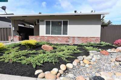 Home For Rent in Concord, California