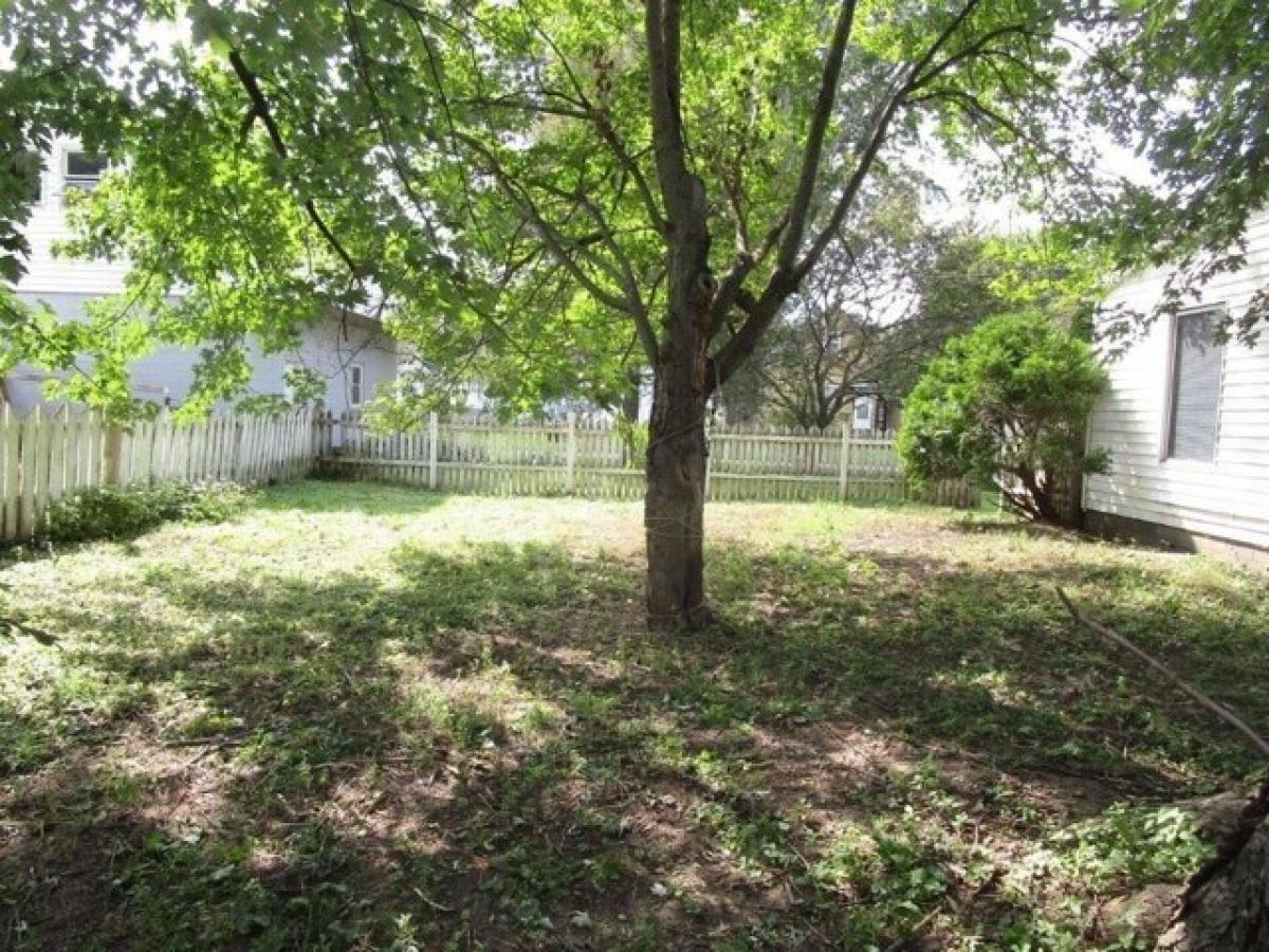 Picture of Home For Sale in Colfax, Wisconsin, United States