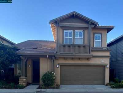 Home For Rent in Brentwood, California