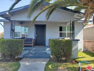 Home For Sale in Maywood, California