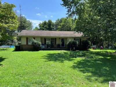 Home For Sale in Hawesville, Kentucky