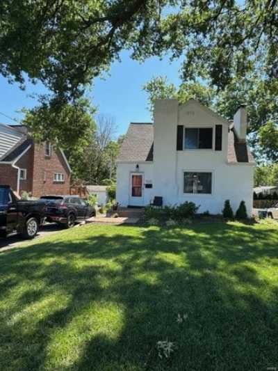 Home For Sale in Kirkwood, Missouri