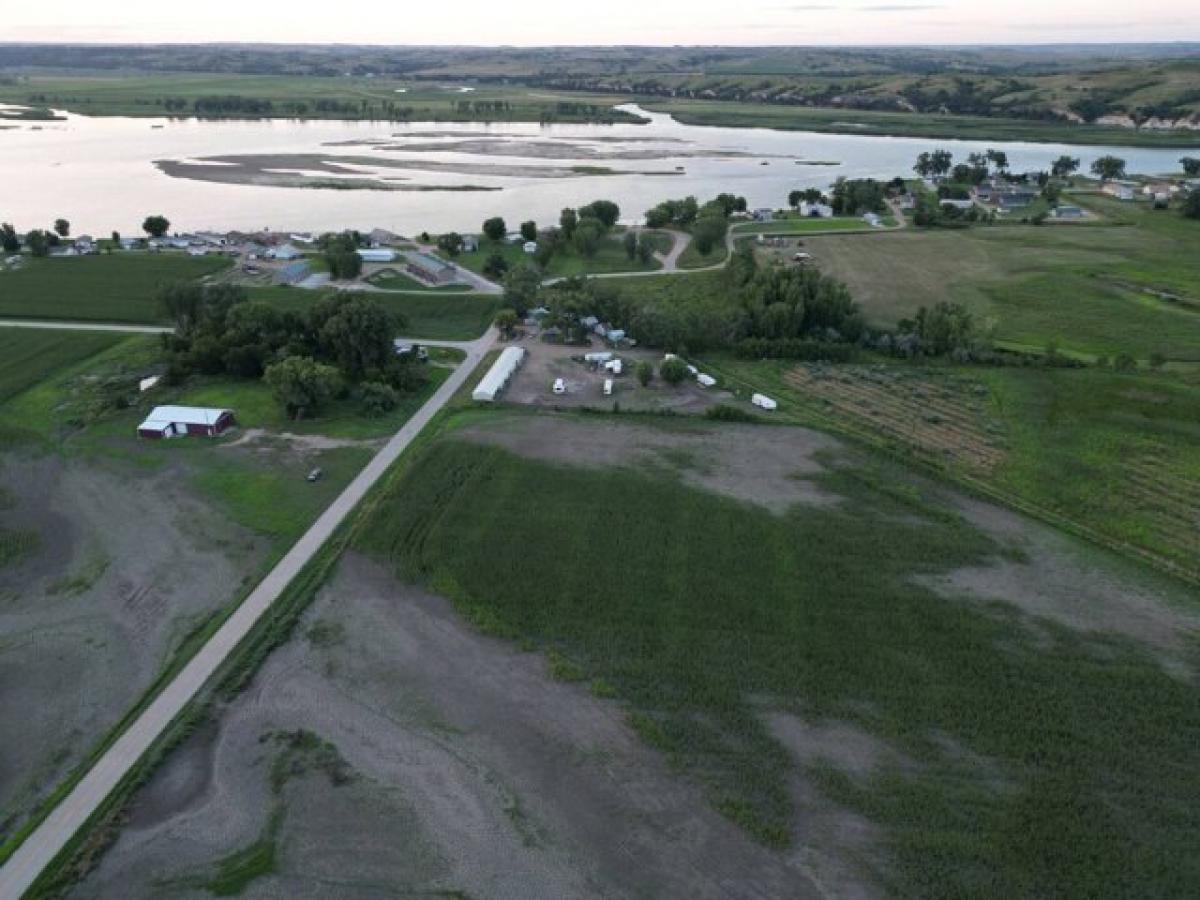 Picture of Home For Sale in Niobrara, Nebraska, United States