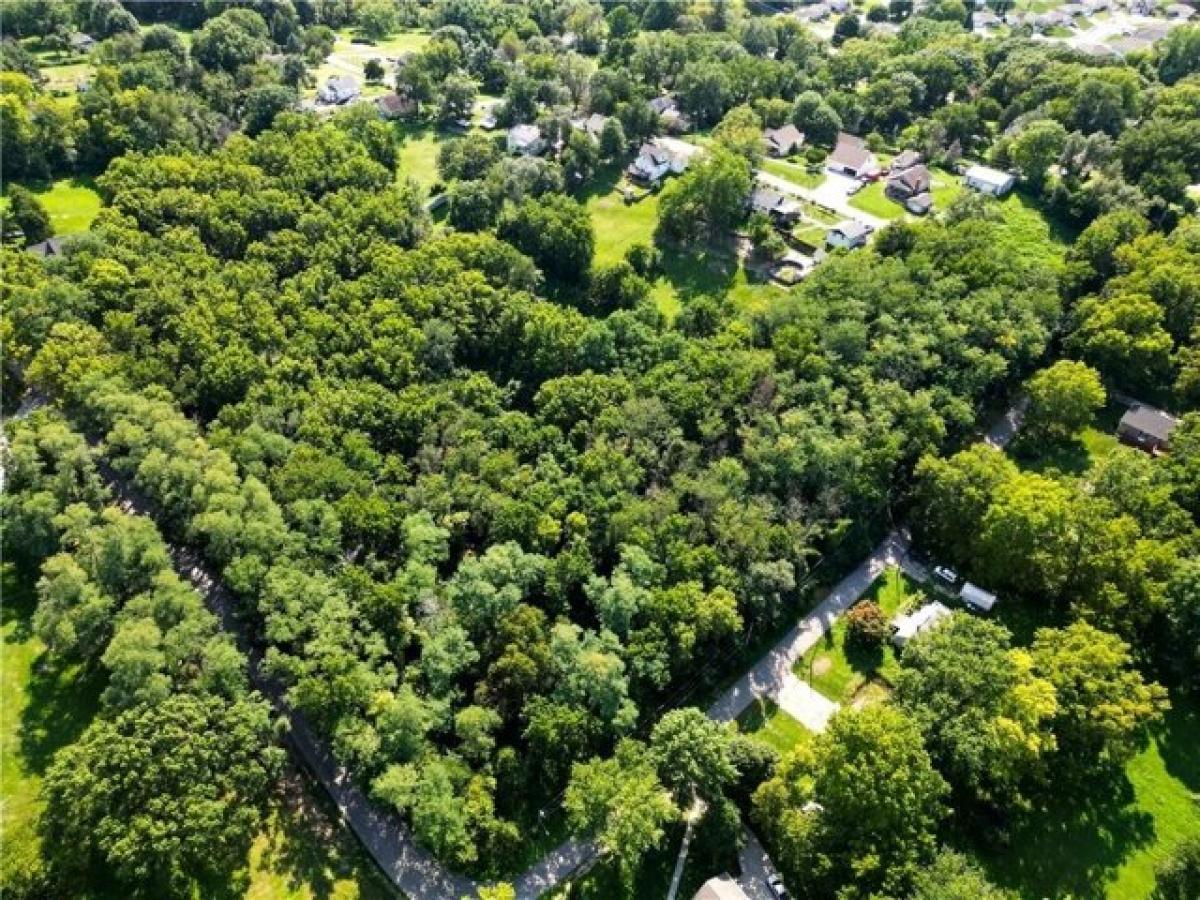 Picture of Residential Land For Sale in Saint Joseph, Missouri, United States