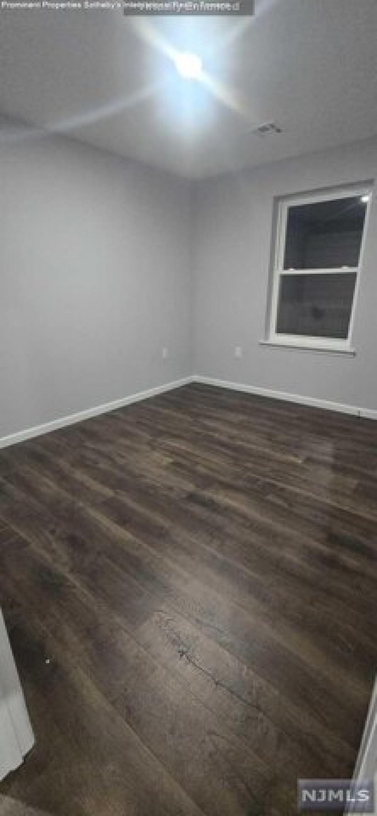 Picture of Home For Rent in Newark, New Jersey, United States