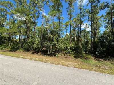 Residential Land For Sale in Naples, Florida