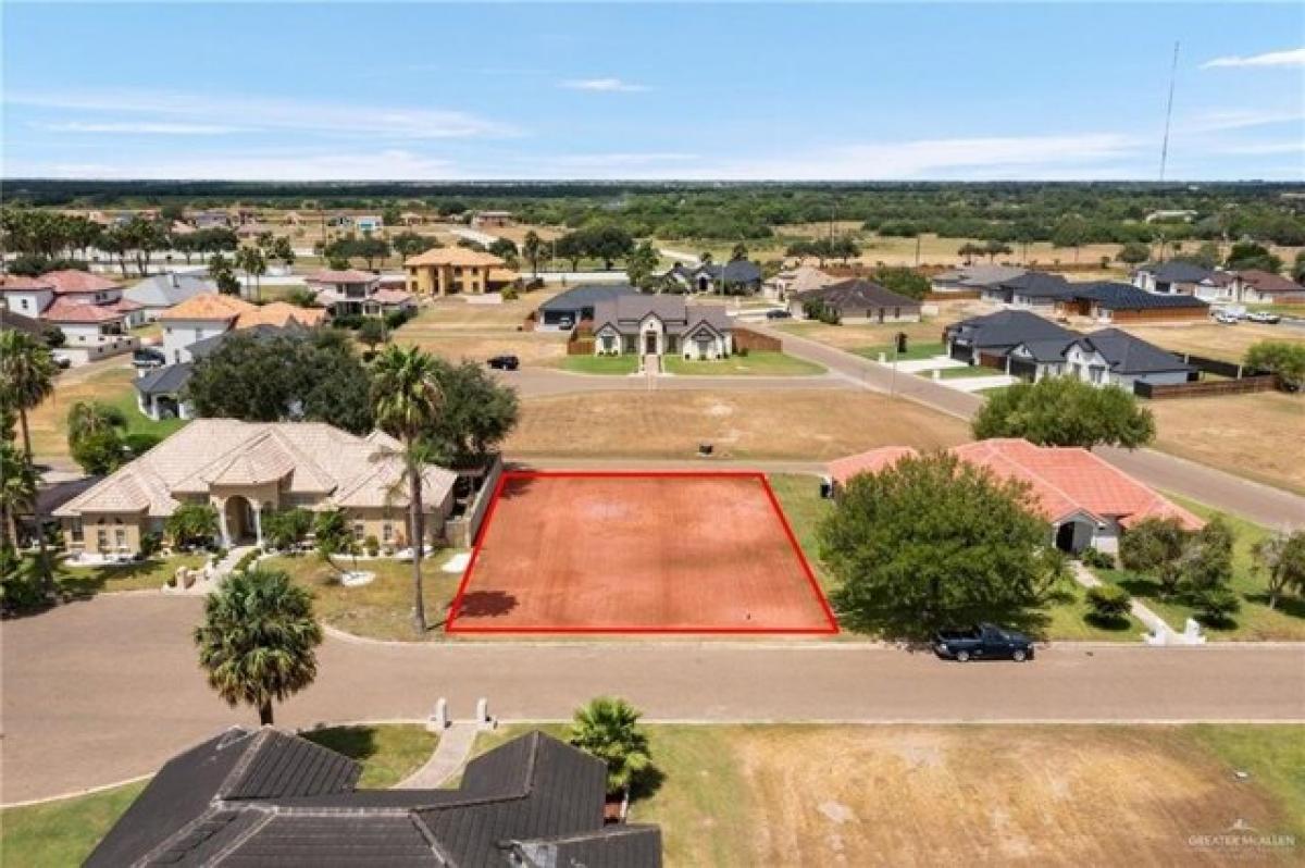 Picture of Residential Land For Sale in Weslaco, Texas, United States