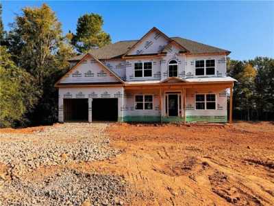 Home For Sale in Adairsville, Georgia