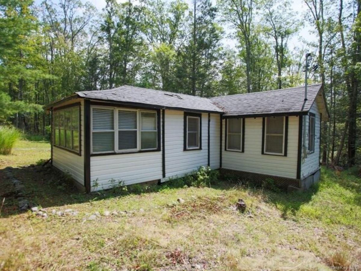 Picture of Home For Sale in Wurtsboro, New York, United States