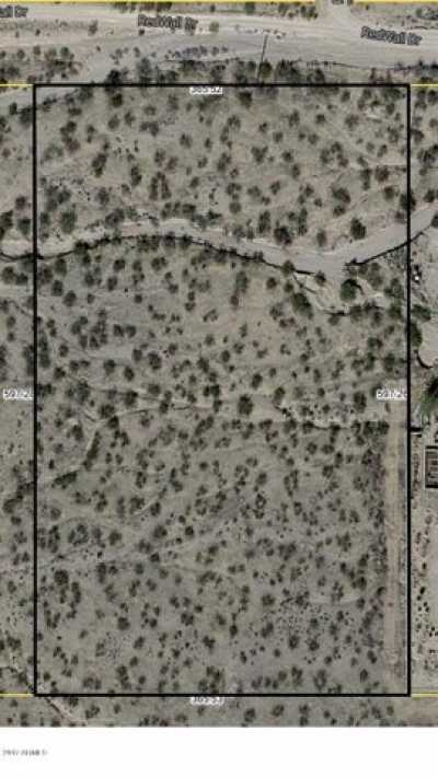 Residential Land For Sale in Golden Valley, Arizona