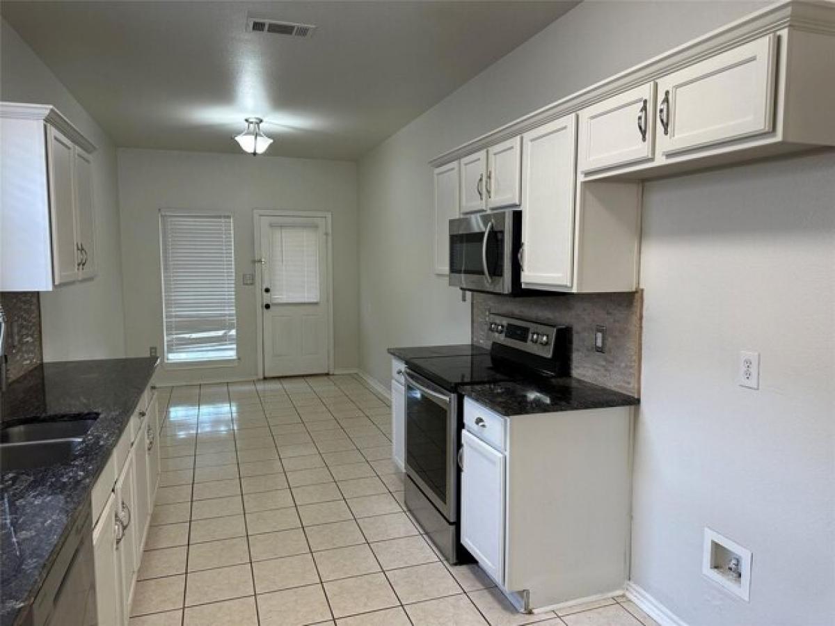 Picture of Home For Rent in Lake Dallas, Texas, United States