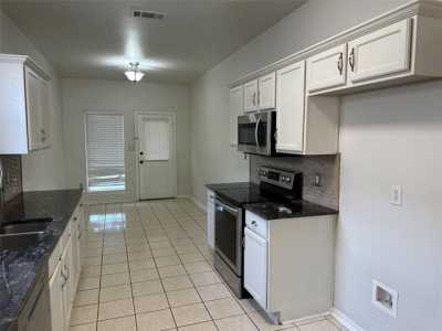 Home For Rent in Lake Dallas, Texas