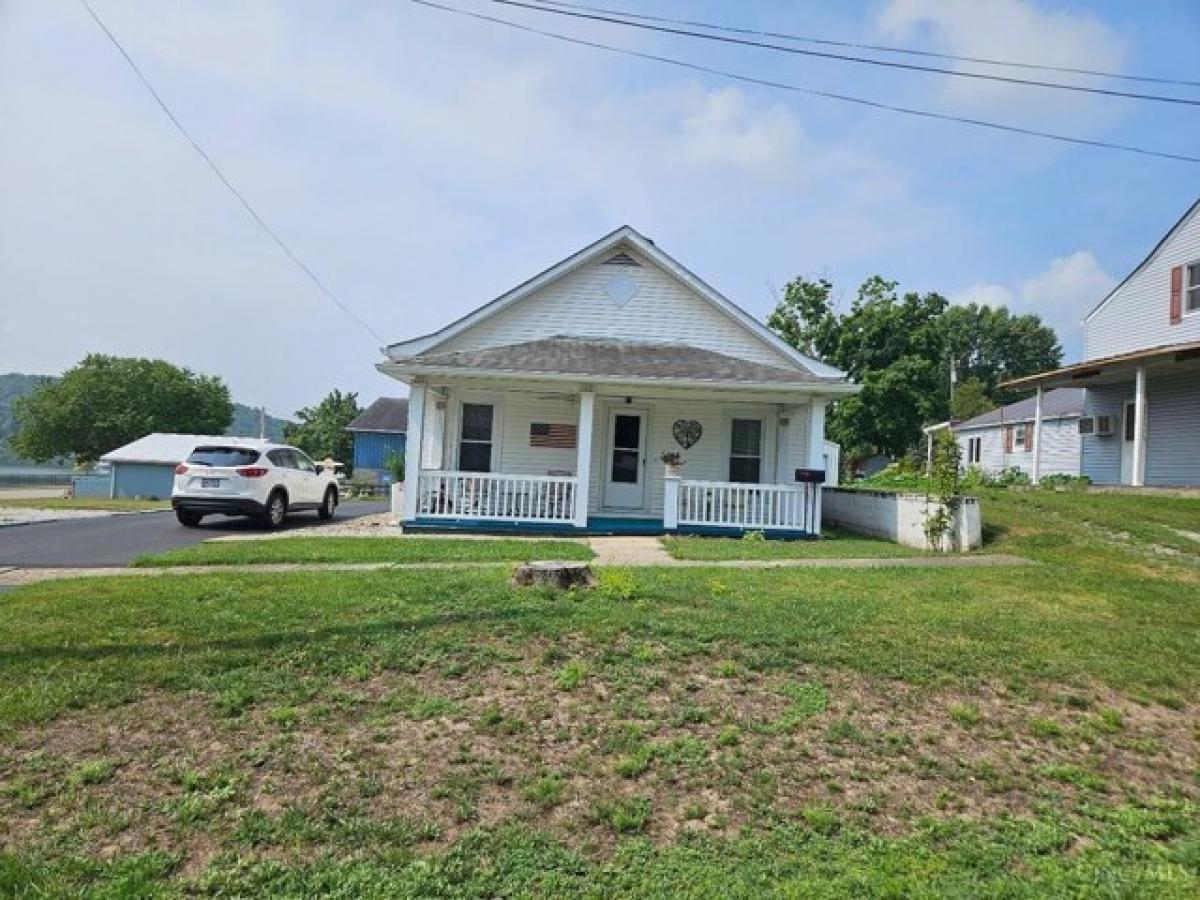 Picture of Home For Sale in Rising Sun, Indiana, United States