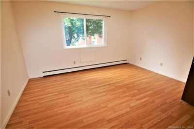 Home For Rent in Waterbury, Connecticut