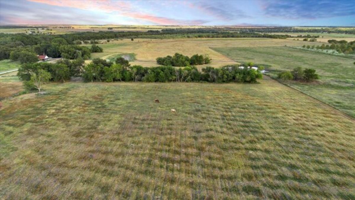 Picture of Residential Land For Sale in Waxahachie, Texas, United States