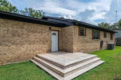 Home For Sale in Hawkins, Texas