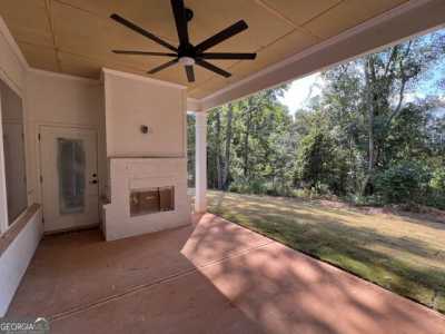 Home For Sale in Hoschton, Georgia