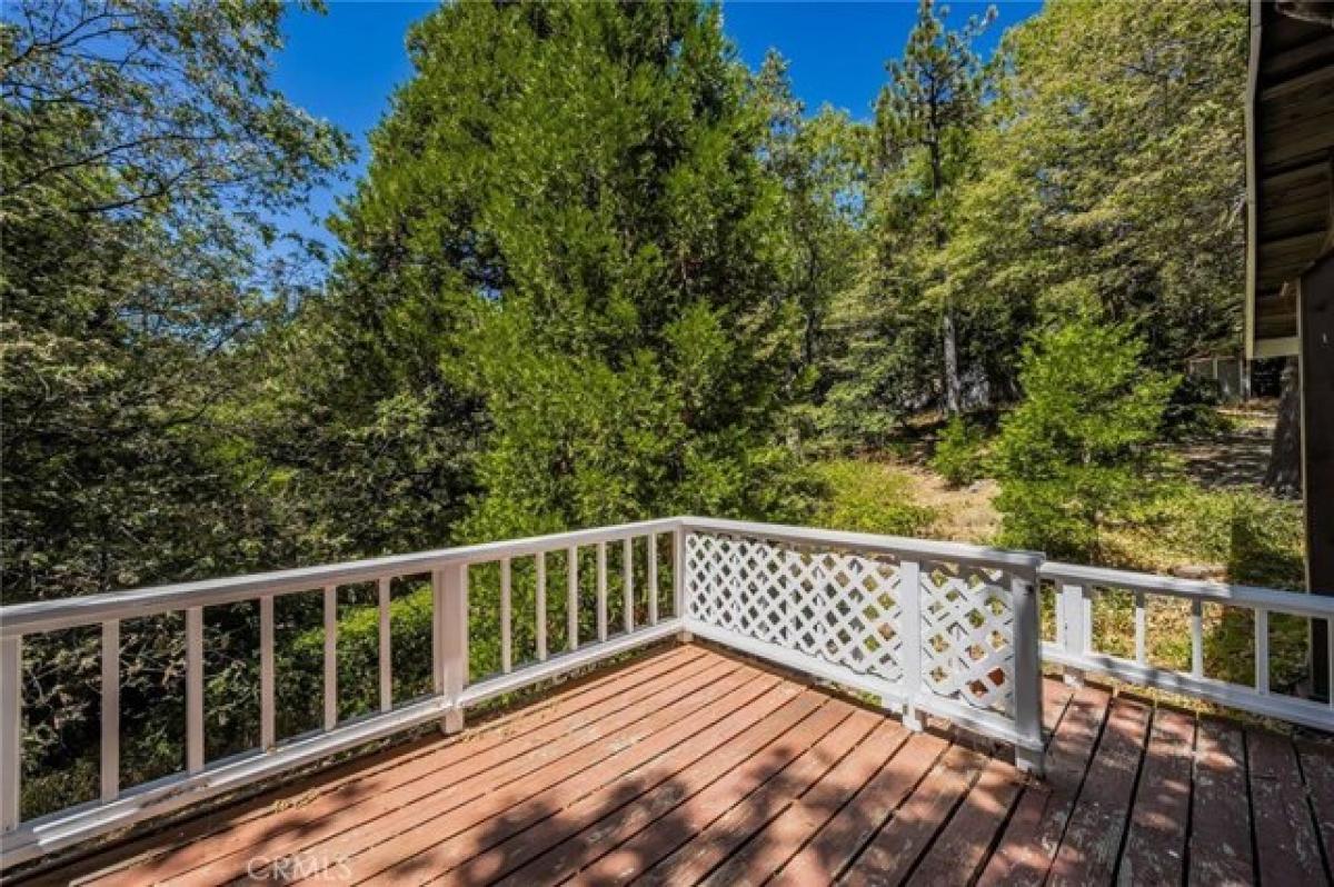 Picture of Home For Sale in Crestline, California, United States