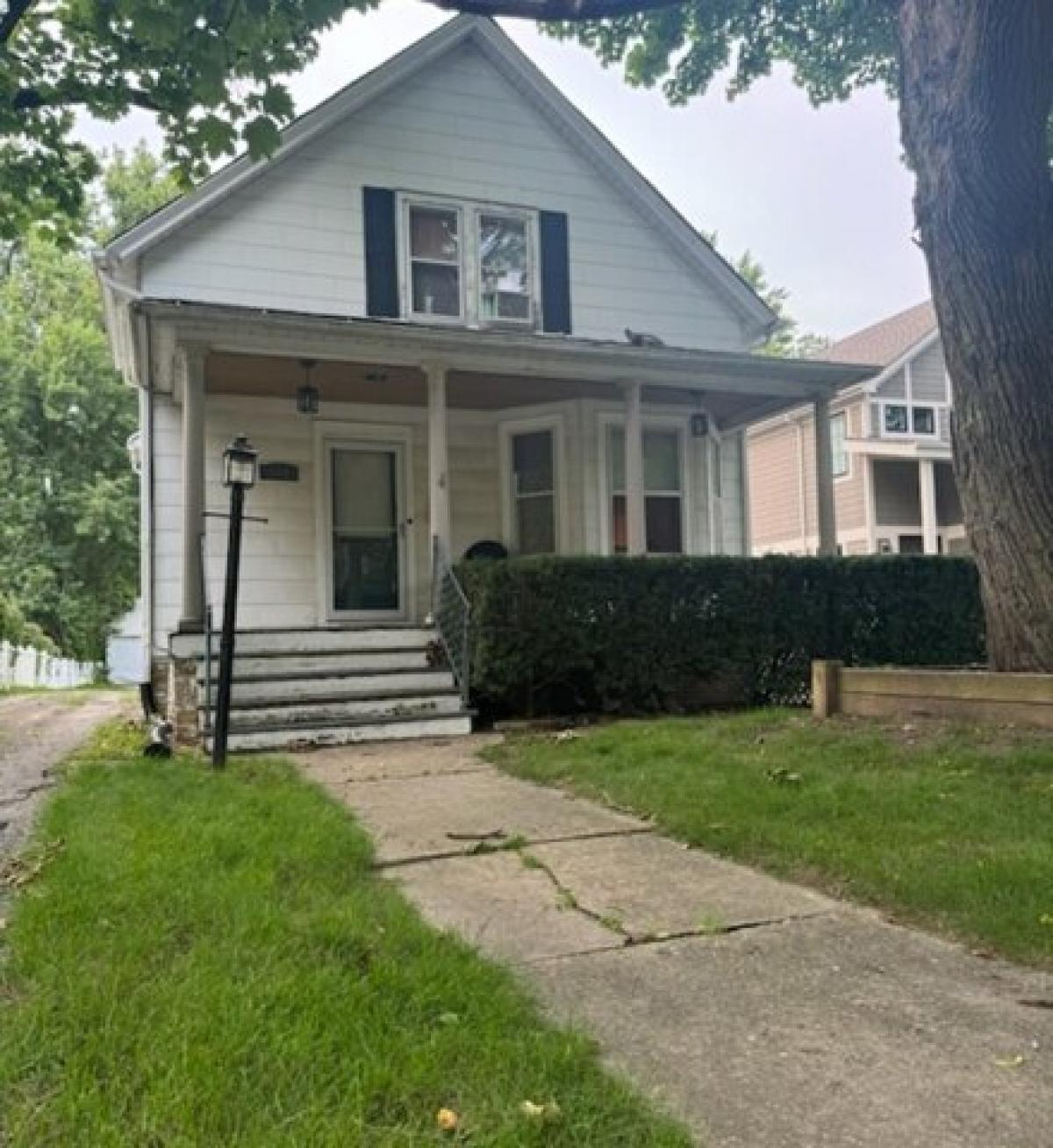 Picture of Home For Sale in Highland Park, Illinois, United States