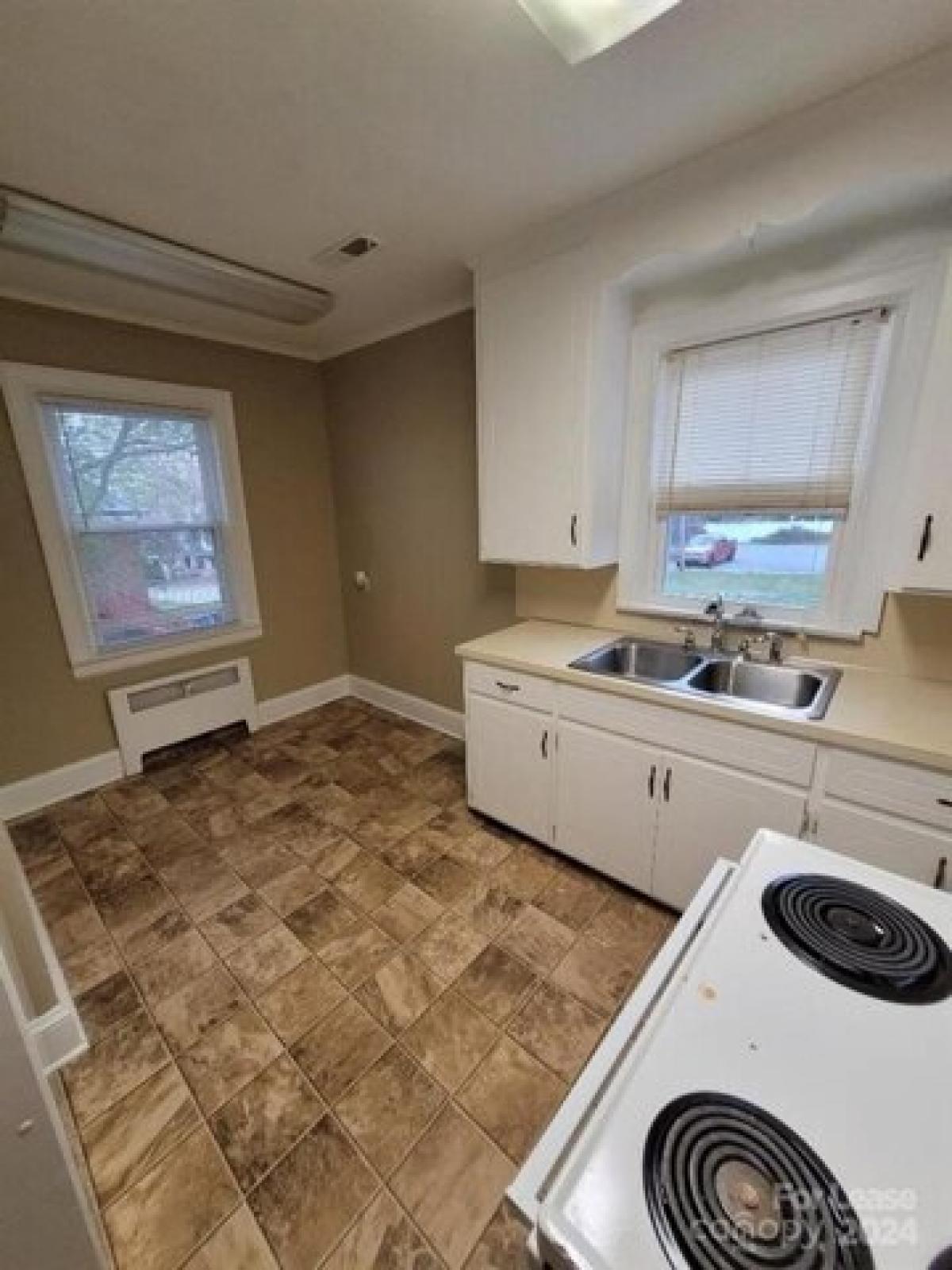 Picture of Apartment For Rent in Statesville, North Carolina, United States