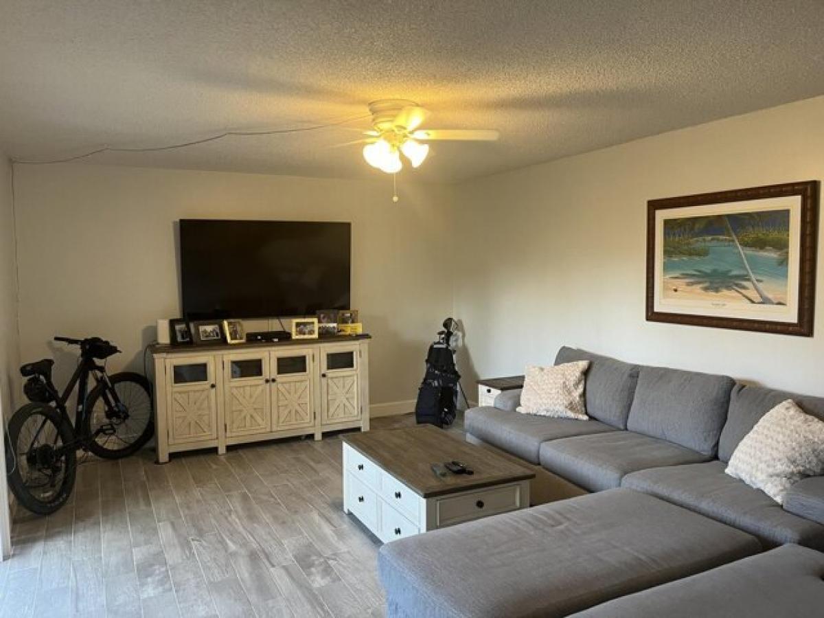 Picture of Home For Rent in Palm Springs, Florida, United States