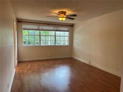 Home For Rent in Weston, Florida