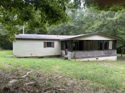 Home For Rent in Trenton, South Carolina