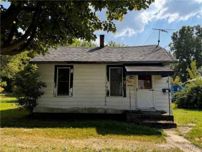 Home For Sale in North Tonawanda, New York