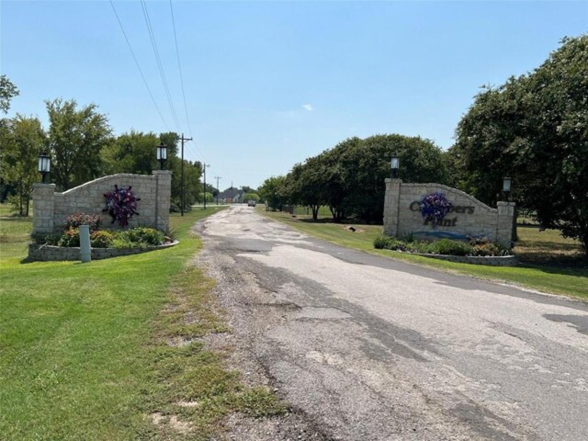 Picture of Residential Land For Sale in Kerens, Texas, United States