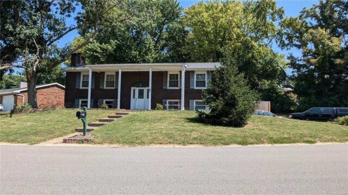 Picture of Home For Sale in Glen Carbon, Illinois, United States