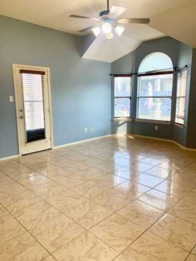 Home For Rent in Cedar Hill, Texas