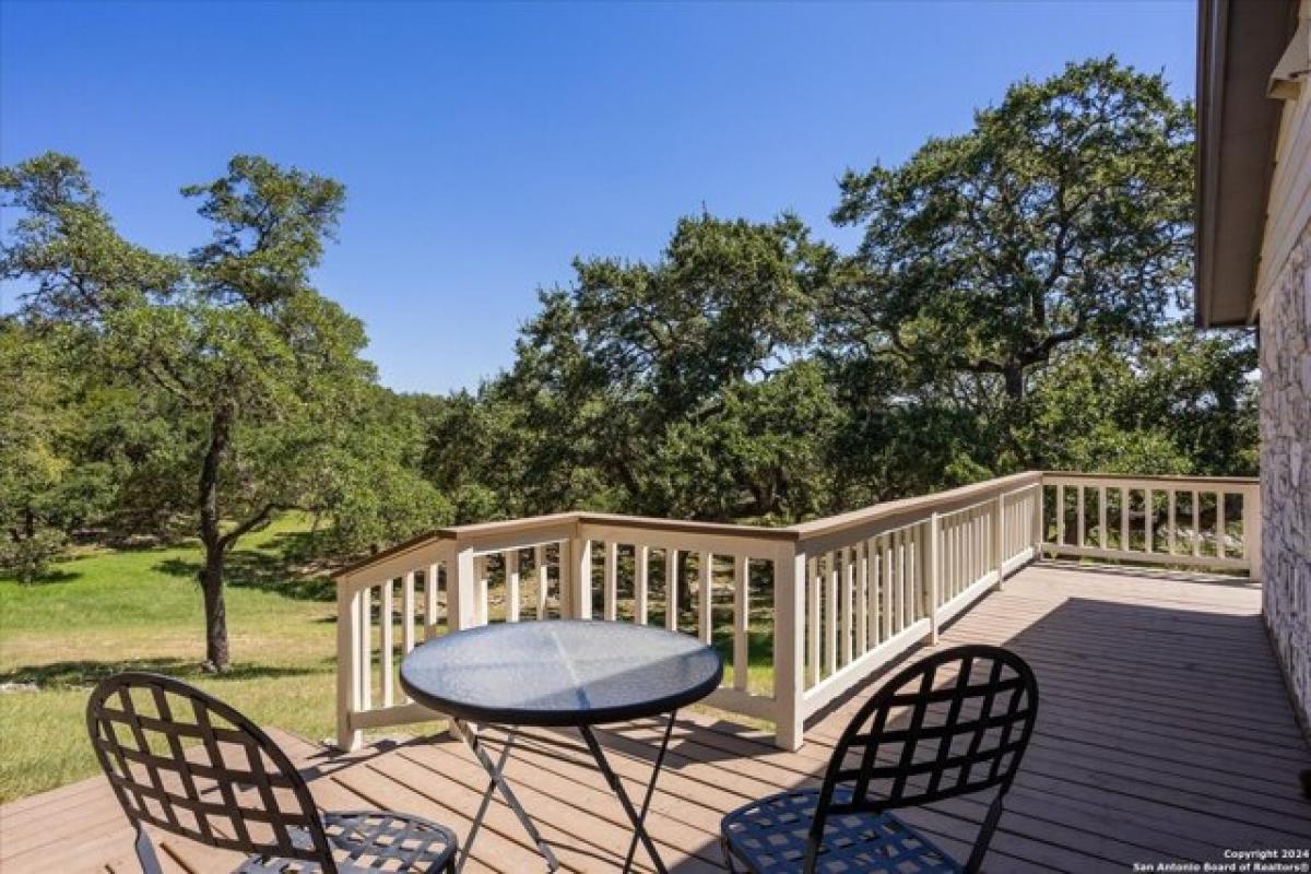 Picture of Home For Sale in Fair Oaks Ranch, Texas, United States