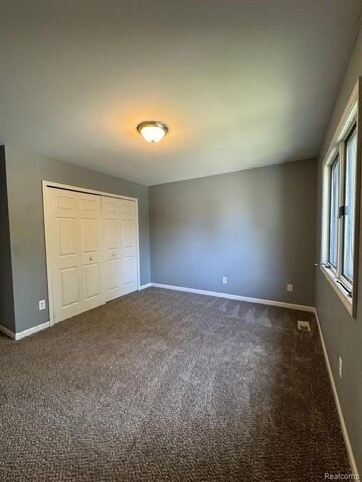 Picture of Home For Rent in Center Line, Michigan, United States